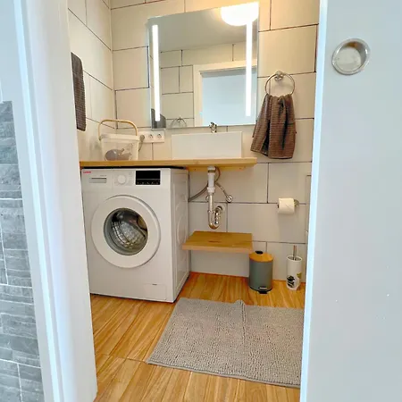 Mit Meerblick Und Gemeinschaftspool Апартаменты *